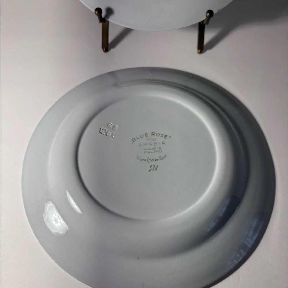 Blue Rose Lunch Dessert Plates Hand Painted Blue White 7 5/8” Arabia Of Finland